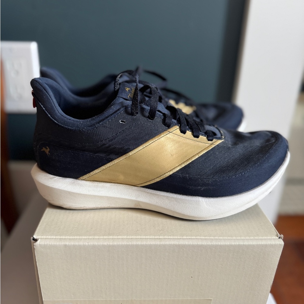 Tracksmith Navy and Beige Sneakers Worn Once - Picture 2 of 7
